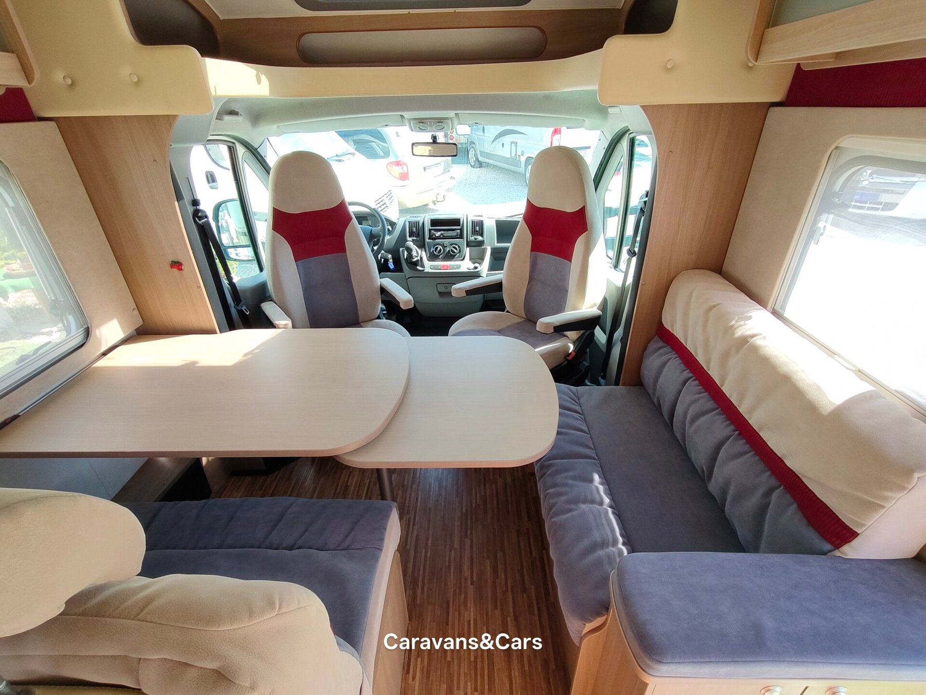 Bürstner Ixeo it 664