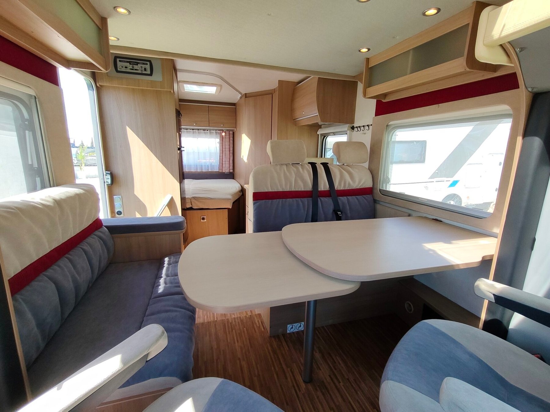 Bürstner Ixeo it 664