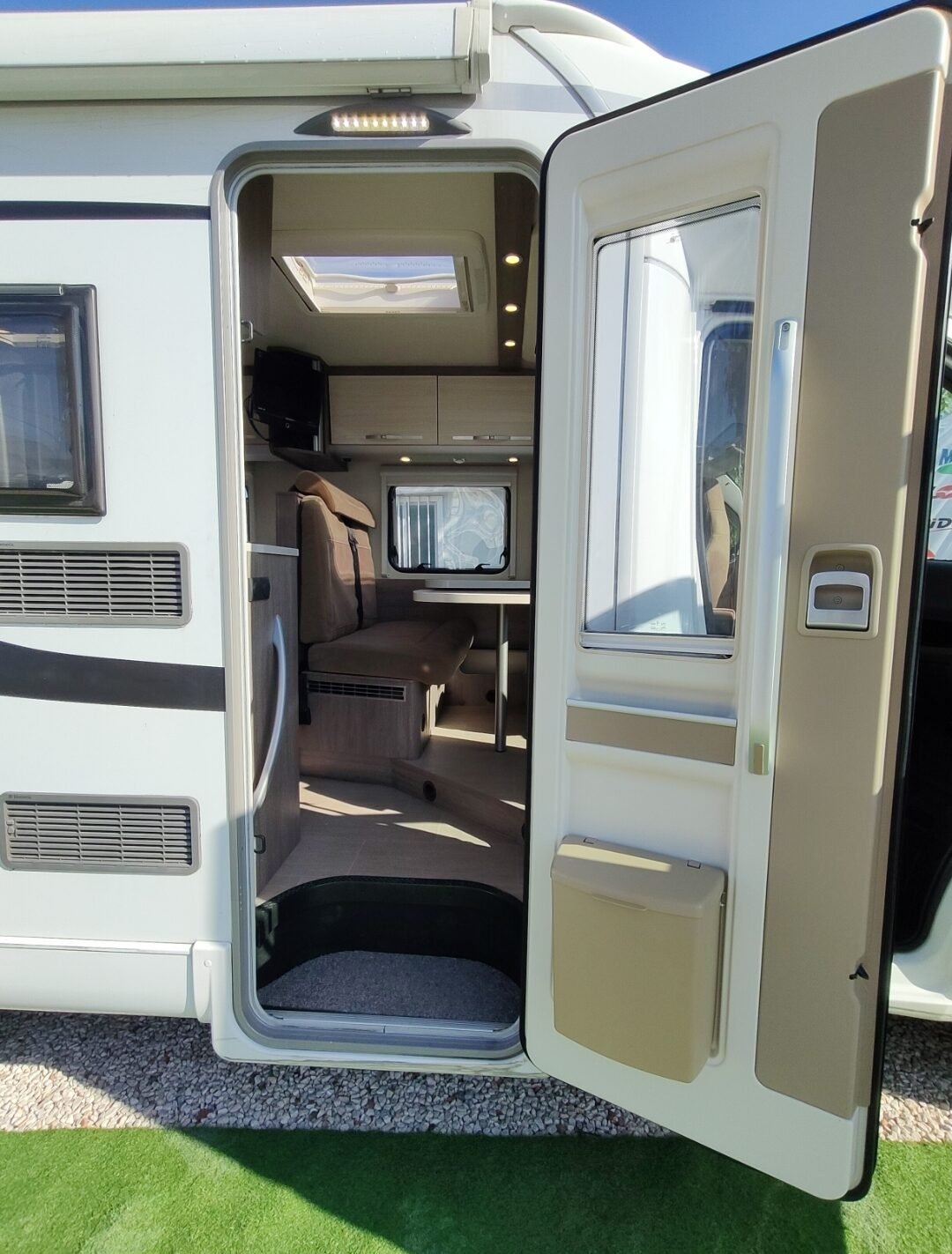 Bürstner Nexxo time 569