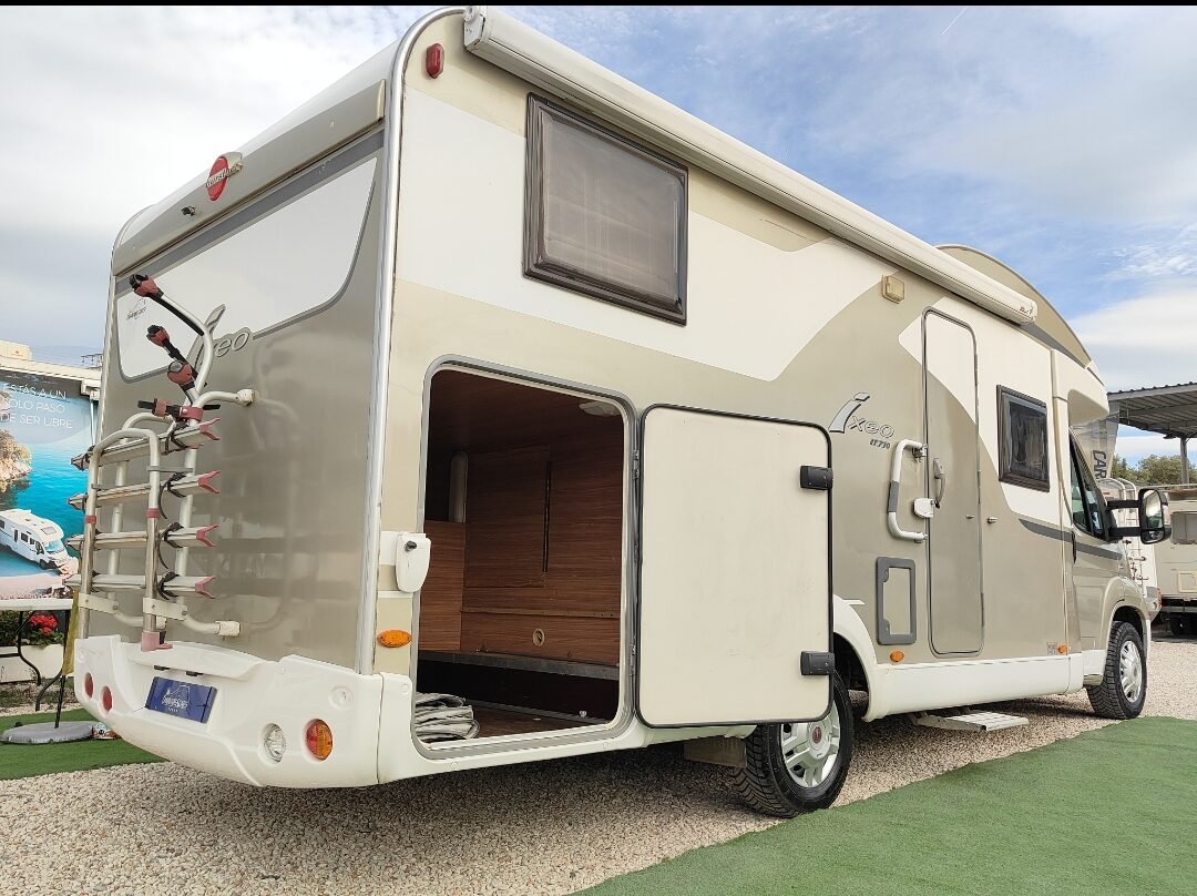 Bürstner Ixeo it 710